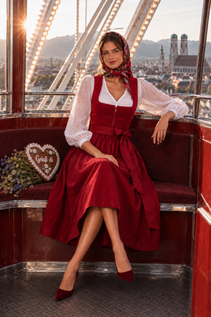 Kurzdirndl WIESN L.O.V.E.